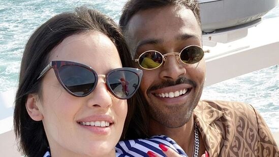 Cricketers Divorce: గతేడాది టీమిండియా ఆల్ రౌండర్ హార్దిక్ పాండ్యా, భార్య నటాషా కూడా విడిపోయారు.