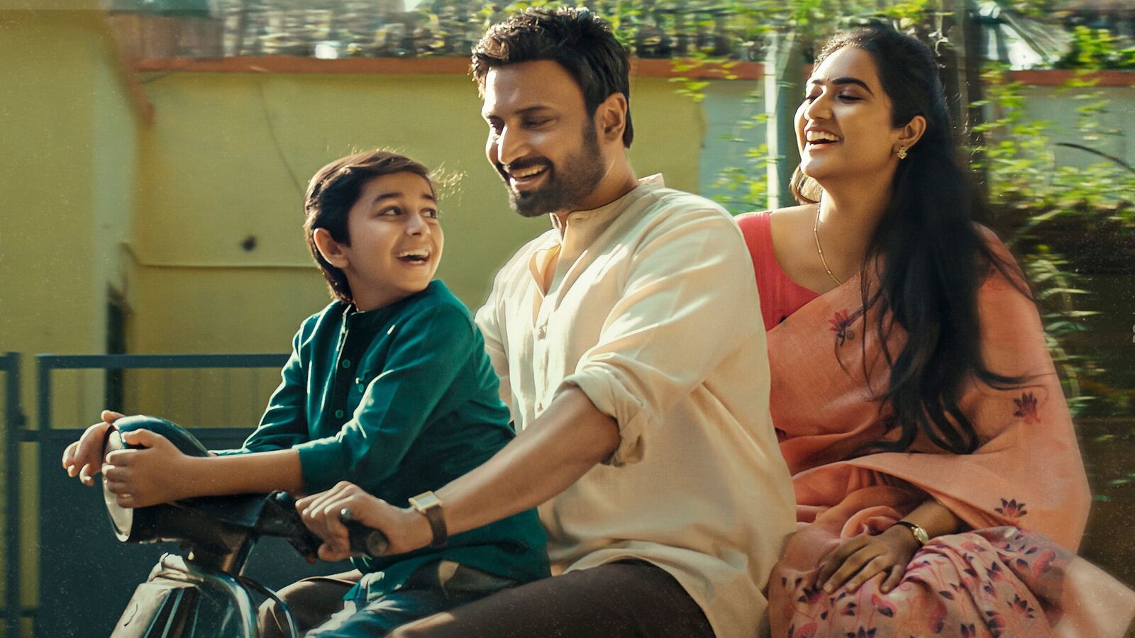 OTT Telugu Movie: ఓటీటీలోకి నేరుగా వస్తున్న స్టార్ హీరో మూవీ.. కథలు చెప్పే ఓ ఫెయిల్యూర్ సక్సెస్ స్టోరీ.. ఉగాదికి రిలీజ్