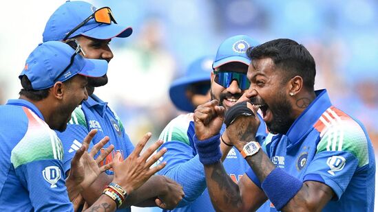 Champions Trophy Points Table: ఛాంపియన్స్ ట్రోఫీలో టీమిండియా సెమీ ఫైనల్ చేరింది. గ్రూప్ ఎలో రెండు మ్యాచ్ లలోనూ విజయం సాధించిన మన్ టీమ్ రెండో స్థానంలో ఉంది. నెట్ రన్ రేట్ 0.647గా ఉంది.&nbsp;