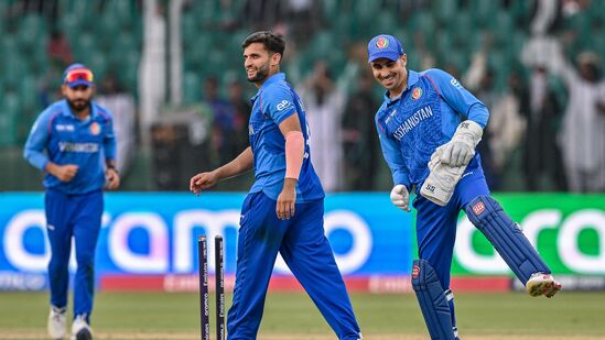 Champions Trophy Points Table: గ్రూప్ బిలో ఆఫ్ఘనిస్థాన్ టీమ్ చివరి స్థానంలో కొనసాగుతోంది. సౌతాఫ్రికా చేతుల్లో దారుణంగా ఓడిన ఆఫ్ఘన్ టీమ్ నెట్ రన్ రేట్ -2.140గా ఉంది.