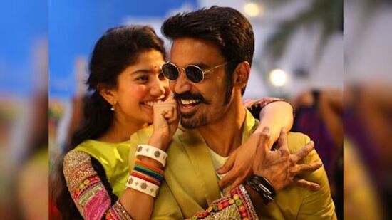 ధ‌నుష్, సాయిప‌ల్ల‌వి జంట‌గా న‌టించిన మారి 2 తెలుగు వెర్ష‌న్ యూట్యూబ్‌లో ఫ్రీగా స్ట్రీమింగ్ అవుతోంది. ఈ త‌మిళ మూవీలో మ‌ల‌యాళ హీరో టోవినో థామ‌స్ విల‌న్‌గా న‌టించాడు. భారీ అంచ‌నాల‌తో రిలీజైన మారి 2 &nbsp;మిక్స్‌డ్ టాక్‌ను తెచ్చుకున్న‌ది.&nbsp;