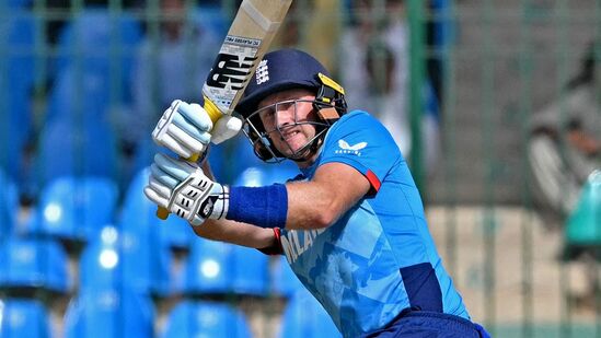 Champions Trophy Top 5 Batters: &nbsp;ఈ జాబితాలో రెండో స్థానంలో కూడా ఇంగ్లండ్ కు చెందిన జో రూట్ ఉన్నాడు. 3 మ్యాచ్‌లలో 75.00 సగటుతో 225 రన్స్ సాధించాడు. ఒక సెంచరీ, ఒక హాఫ్ సెంచరీ కొట్టాడు రూట్. 96.56 స్ట్రైక్ రేటుతో రన్స్ చేశాడు. అతని అత్యధిక వ్యక్తిగత స్కోర్ 120 రన్స్.