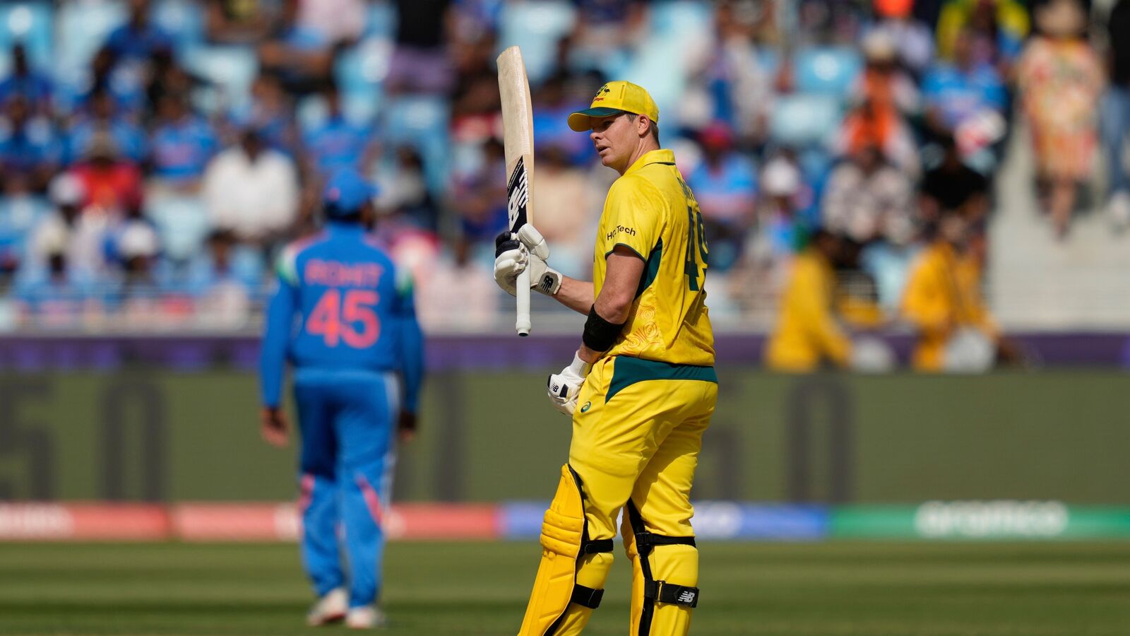 India vs Australia Live Score: స్మిత్, కేరీ హాఫ్ సెంచరీలు.. ఆస్ట్రేలియా ఫైటింగ్ స్కోరు.. టీమిండియా చెమటోడ్చాల్సిందే..