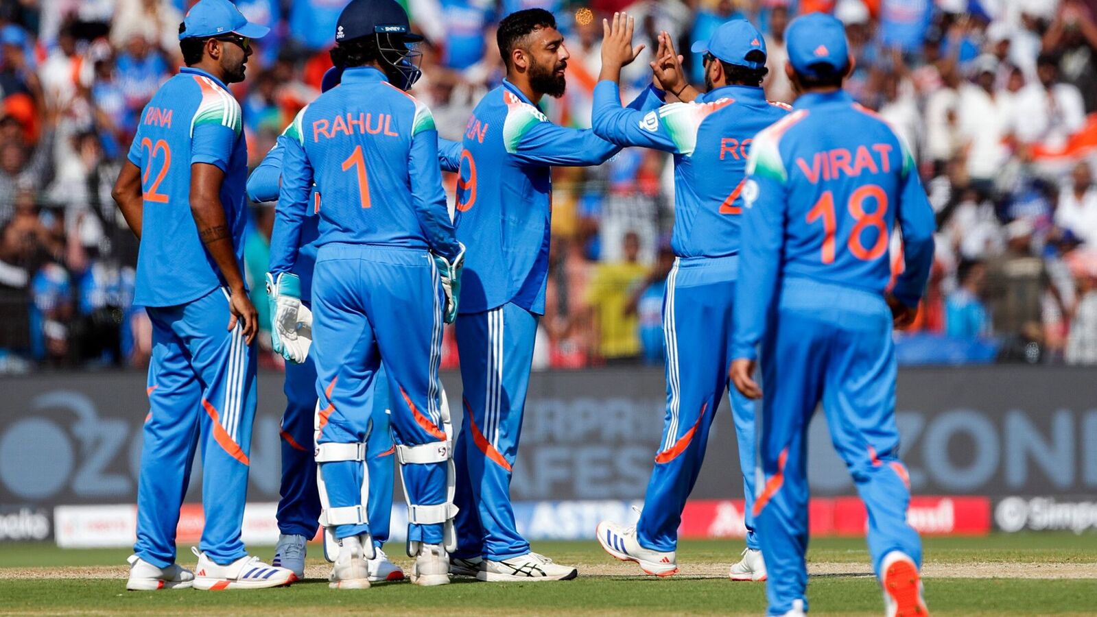 IND vs AUS Semi Final: ఆసీస్‍తో భారత్ సెమీస్ పోరు నేడే.. పిచ్ ఎలా ఉండనుంది? తుది జట్టులో ఆ విషయంపై ఉత్కంఠ