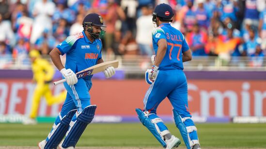 Rohit Sharma World Record: రోహిత్, శుభ్‌మన్ కలిసి మరో రికార్డు క్రియేట్ చేశారు. వన్డే క్రికెట్ లో అత్యంత వేగంగా 2 వేల పరుగుల భాగస్వామ్యం నమోదు చేసిన జోడీల్లో మూడో స్థానంలో నిలిచారు. వీళ్లు 33 ఇన్నింగ్స్ లో ఈ ఘనత అందుకున్నారు.