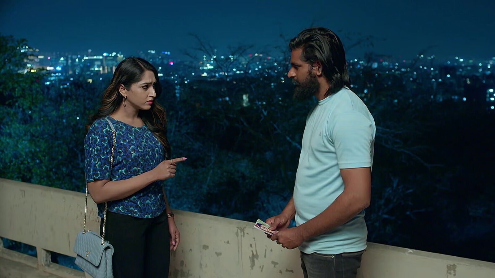 Brahmamudi Today Episode: కావ్య‌ను మ‌ళ్లీ పెళ్లి చేసుకోనున్న రాజ్ - భ‌ర్త స‌ర్‌ప్రైజ్‌కు క‌ళావ‌తి క్లీన్ బౌల్డ్‌