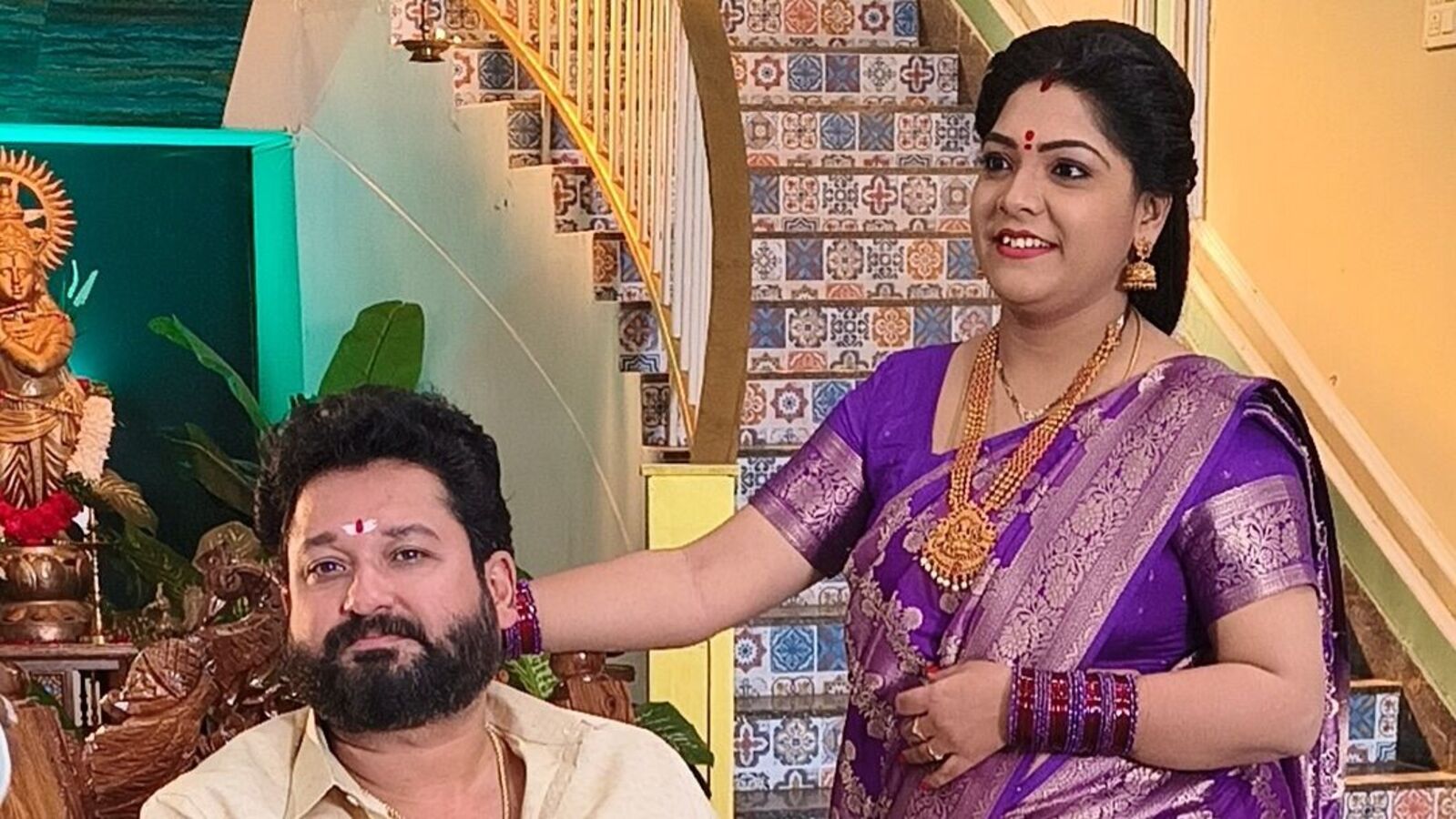 Serial: రియ‌ల్ లైఫ్‌లో భార్యాభ‌ర్త‌లు- రీల్ లైఫ్‌లో సేమ్ రోల్స్ - భార్య‌తో క‌లిసి న‌టిస్తోన్న గుప్పెడంత మ‌న‌సు మ‌హేంద్ర