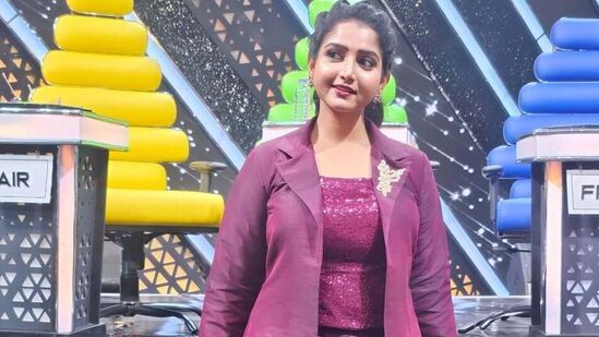 బ్ర‌హ్మ‌ముడి షూటింగ్ లోకేష‌న్‌లోనే ఐఏఎస్ ఎగ్జామ్స్‌కు ప్రిపేర్ అవుతోన్నానంటూ ఇటీవ‌ల ఇన్‌స్టాగ్రామ్‌లో ఓ వీడియో పోస్ట్ చేసింది బ్ర‌హ్మ‌ముడి కావ్య‌.&nbsp;