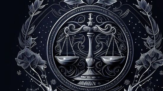 తులా రాశి 11వ ఇంట్లో చంద్రగ్రహణం ఏర్పడుతుంది. మంచి విజయాన్ని అందుకుంటారు. స్నేహితుల నుండి శుభవార్తలు అందుకుంటారు. ఈ సమయంలో ఆదాయం బాగుంటుంది. వృత్తి ఎదుగుదలకు మంచి అవకాశాలు లభిస్తాయి. తులా రాశి 11వ ఇంట్లో చంద్రగ్రహణం ఏర్పడుతుంది. మంచి విజయాన్ని అందుకుంటారు. స్నేహితుల నుండి శుభవార్తలు అందుకుంటారు. ఈ సమయంలో ఆదాయం బాగుంటుంది. వృత్తి ఎదుగుదలకు మంచి అవకాశాలు లభిస్తాయి.