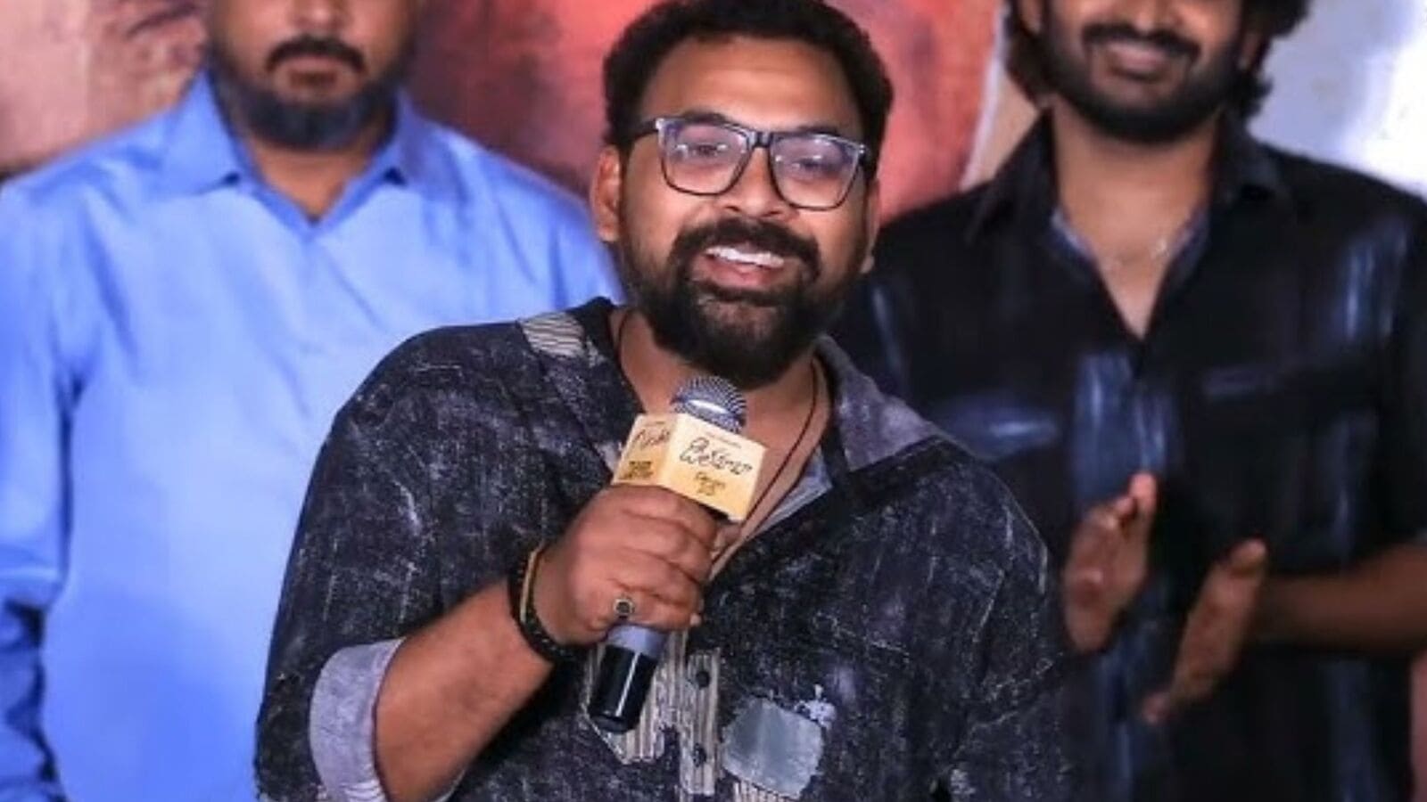 Vishwa Karun: ఏ వార్త చూసినా వాటి గురించే ఉంటున్నాయి.. డైరెక్టర్ విశ్వ కరుణ్ కామెంట్స్