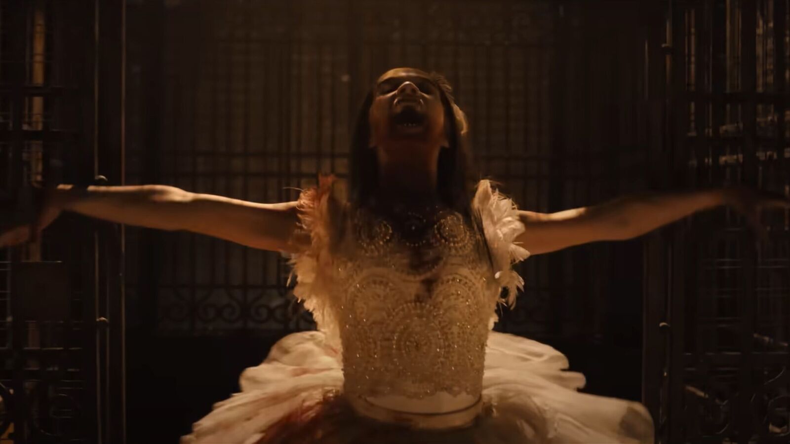 OTT Horror Thriller: కిడ్నాపర్లనే ఉతికేసి రక్తం తాగే పిల్ల.. భయపెట్టే హారర్ థ్రిల్లర్ సినిమా.. తెలుగులోనూ స్ట్రీమింగ్