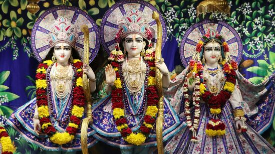 శ్రీరామనవమి హిందువుల ప్రధాన పండుగ, ఇది ప్రతి సంవత్సరం చైత్ర శుక్ల పక్షం తొమ్మిదవ రోజున జరుపుకుంటారు. ఈ రోజున శ్రీరాముడిని పూజిస్తారు. &nbsp;