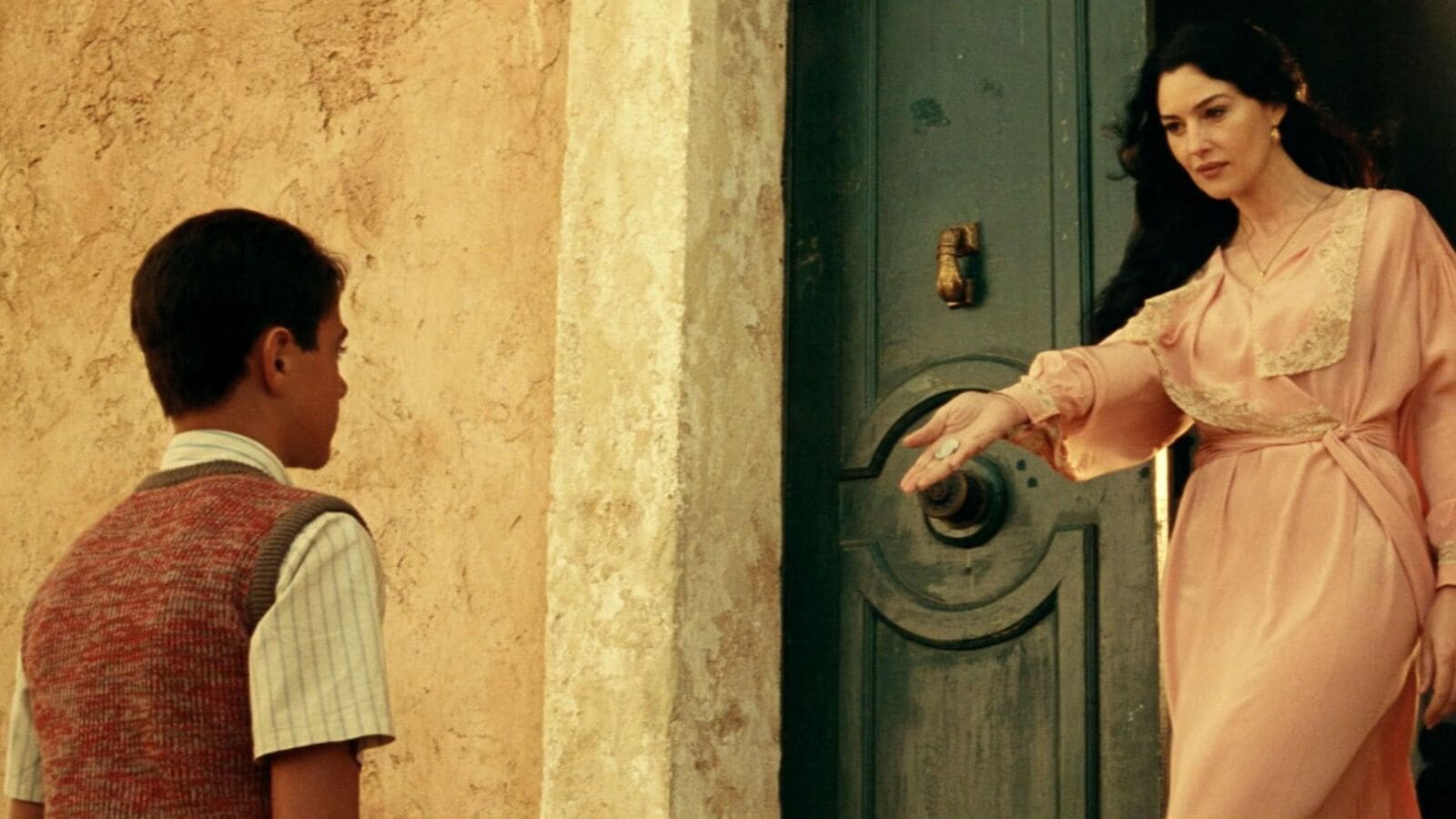 OTT Bold: 25 ఏళ్ల తర్వాత ఓటీటీలోకి వచ్చిన బోల్డ్ మూవీ.. న్యూడ్, శృంగార సీన్లు, 7.4 రేటింగ్.. 8 భాషల్లో స్ట్రీమింగ్!