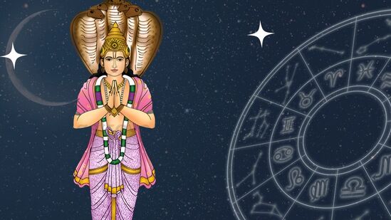 ఈ విధంగా రాహువు కుంభ రాశికి, కేతువు సింహ రాశికి మారబోతున్నాడు. జ్యోతిషశాస్త్రం ప్రకారం కేతువు సింహ రాశి సంచారం మొత్తం 12 రాశులపై ప్రభావం చూపుతుంది. అయితే కొన్ని రాశుల ద్వారా యోగం లభిస్తుందని అంచనా వేస్తున్నారు. ఇది ఏ రాశిలో ఉందో ఇక్కడ చూద్దాం.