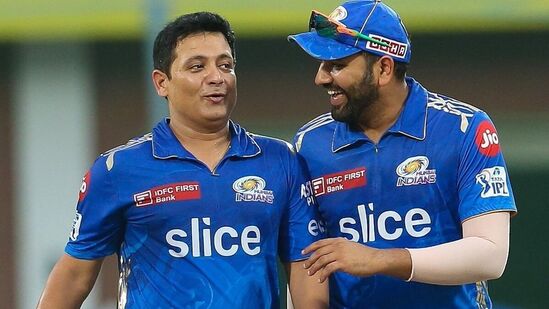IPL Most Dot Balls: నాలుగో స్థానంలో మాజీ క్రికెటర్ పీయూష్ చావ్లా ఉన్నాడు. అతడు ఐపీఎల్లో 191 మ్యాచ్ లలో 1337 డాట్ బాల్స్ వేశాడు.