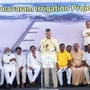 పునరావాసం పూర్తయ్యాకే పోలవరం ప్రారంభిస్తామన్న చంద్రబాబు పునరావాసం పూర్తయ్యాకే పోలవరం ప్రారంభిస్తామన్న చంద్రబాబు
