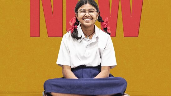 సుకుమార్ కూతురు సుకృతివేణి ప్ర‌ధాన పాత్ర‌లో న‌టించిన గాంధీ తాత చెట్టు మూవీ ఈటీవీ విన్ ఓటీటీతో పాటు అమెజాన్ ప్రైమ్‌లో స్ట్రీమింగ్ అవుతోంది. మెసేజ్ ఓరియెంటెడ్ క‌థాంశంతో తెర‌కెక్కిన ఈ సినిమాకు ప‌ద్మావ‌తి మ‌ల్లాది ద‌ర్శ‌క‌త్వం వ‌హించింది. 