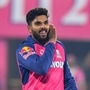 హసరంగ తగ్గేదేలే