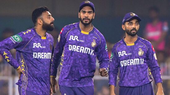 డిఫెండింగ్ ఛాంపియన్ కోల్ కతా నైట్ రైడర్స్ ఇన్‌స్టాగ్రామ్‌ ఫ్యాన్ ఫాలోయింగ్ లో నాలుగో ఐపీఎల్ టీమ్ గా కొనసాగుతోంది. ఆ టీమ్ కు 7 మిలియన్స్ ఫాలోవర్స్ ఉన్నారు. ఈ సీజన్ లో రెండు మ్యాచ్ లాడిన కేకేఆర్ ఓకటి ఓడి, మరొకటి గెలిచింది. 