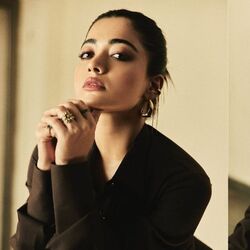 <p>ఈ బాలీవుడ్ మూవీ కోసం ర‌ష్మిక మంద‌న్న 5 కోట్ల రెమ్యున‌రేష‌న్ అందుకోగా...కీల‌క పాత్ర‌లో న‌టించిన కాజ‌ల్ అగ‌ర్వాల్ మూడు  కోట్ల రెమ్యున‌రేష‌న్ తీసుకున్న‌ట్లు ప్ర‌చారం జ‌రుగుతోంది. </p>