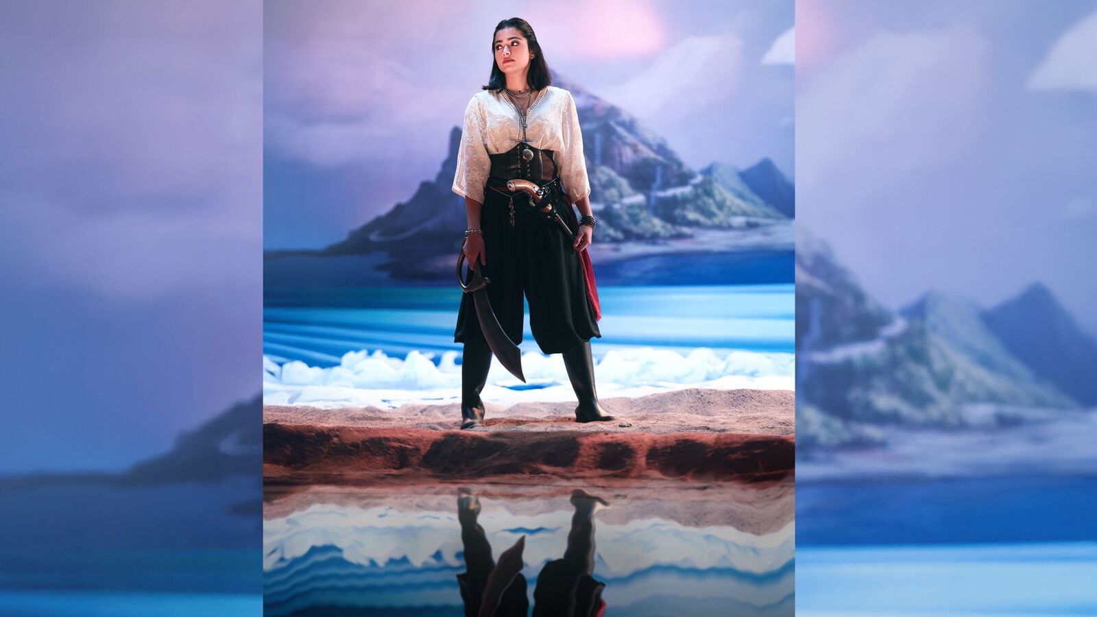 Rashmika Mandanna: నడుముకు గన్, చేతిలో కత్తితో రష్మిక మందన్నా.. వారియర్‌గా బర్త్ డే పోస్టర్ అదుర్స్!