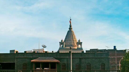 ప్రస్తుతం ఈ టూర్ ప్యాకేజీ 15 ఏప్రిల్, 2025వ తేదీన అందుబాటులో ఉంది. ఈ తేదీ మిస్ అయితే… మరో తేదీలో కూడా బుకింగ్ చేసుకుని వెళ్లొచ్చు. https://www.irctctourism.com/p వెబ్ సైట్ లోకి బుకింగ్ తో పాటు పూర్తి వివరాలను తెలుసుకోవచ్చు.