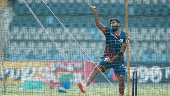 నెట్స్ లో శాంట్నర్ లా బౌలింగ్ చేస్తున్న బుమ్రా