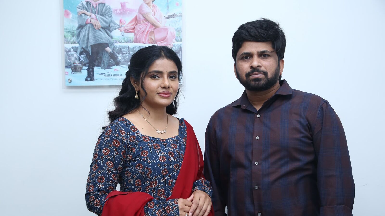 Teaser: రెండు జీవితాలు... ఒక యుద్ధం...- డియ‌ర్ ఉమ టీజ‌ర్ రిలీజ్ చేసిన డైరెక్ట‌ర్ శివ నిర్వాణ‌