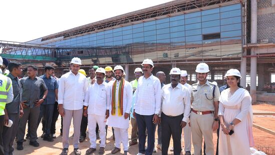 ఎన్డీఏ కూటమి కేవలం 9 నెలల్లో,  ప్రాజెక్ట్ నిర్మాణ పనులు 23% నుండి 71% పూర్తి చేశాం. ఈ ప్రతిష్టాత్మక ప్రాజెక్ట్ ఉత్తరాంధ్ర ప్రాంతానికి గేమ్ ఛేంజర్‌గా మారనుంది, ఉపాధి అవకాశాలు, ఆర్థిక వృద్ధి రెండింటినీ పెంచుతుంది.  సీఎం చంద్రబాబు నాయుడు దార్శనిక నాయకత్వంలో, జూన్ 2026 నాటికి విమానాశ్రయాన్ని పూర్తి చేయడానికి కట్టుబడి ఉన్నామన్నారు.  