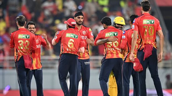 ఐపీఎల్ లో ఇప్పటివరకూ టైటిల్ బోణీ కొట్టని జట్లలో పంజాబ్ కింగ్స్ ఒకటి. ఈ టీమ్ ప్రదర్శన కూడా హోం గ్రౌండ్ లో ఏం గొప్పగా లేదు. ఆ టీమ్ పంజాబ్ ఆడిన మ్యాచ్ ల్లో 30 ఓడింది. 