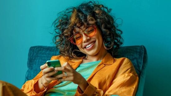 Free Netflix: వీఐ రూ.1201 పోస్ట్ పెయిడ్ ప్లాన్ Free Netflix: వీఐ రూ.1201 పోస్ట్ పెయిడ్ ప్లాన్