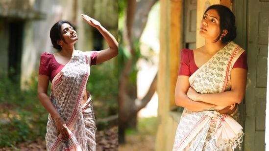 బ్లాక్ కలర్ డిజైన్ ఉన్న తెలుపు రంగు చీర కట్టుకున్నారు ఇషా. సింపుల్ లుక్‍తో పక్కింటమ్మాయిలా కనిపించారు. కళ్లు తిప్పుకోలేని సహజమైన అందంతో మైమరిపించారు. 