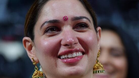 Tamanna in Saree: ఈ ప్రీరిలీజ్ ఈవెంట్లో తమన్నా ప్రత్యేక ఆకర్షణగా నిలిచింది.