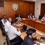 ఏపీ ఐఏఎస్ అధికారుల్లో ఆధిపత్య పోరు..? ఏపీ ఐఏఎస్ అధికారుల్లో ఆధిపత్య పోరు..?