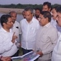 కృష్ణానది లంక భూముల్ని పరిశీలిస్తున్న మంత్రి నారాయణ, ఎమ్మెల్యేలు కృష్ణానది లంక భూముల్ని పరిశీలిస్తున్న మంత్రి నారాయణ, ఎమ్మెల్యేలు