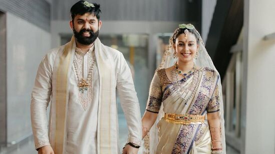 తెలుగు, కన్నడ, తమిళం, మలయాళం సినిమాల్లో నటించి పాపులర్ అయిన నటి అభినయ హైదరాబాద్ లో పెళ్లి చేసుకుంది.