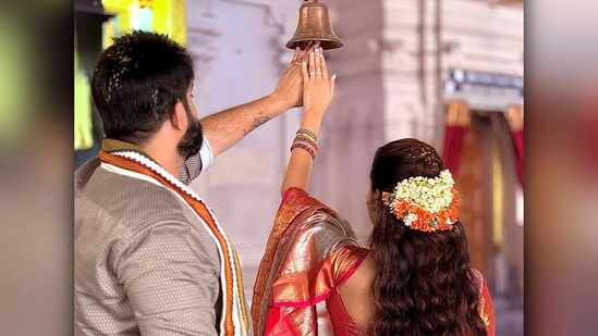మార్చి 9న ఈ ఇద్దరి నిశ్చితార్థం జరగగా.. ఏప్రిల్ 16న పెళ్లితో ఒక్కటయ్యారు