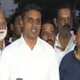 మద్యం కేసులో 8 గంటల పాటు మిథున్ రెడ్డిని విచారించిన సిట్, తప్పుడు కేసులు పెట్టి వేధిస్తున్నారని ఆరోపణ మద్యం కేసులో 8 గంటల పాటు మిథున్ రెడ్డిని విచారించిన సిట్, తప్పుడు కేసులు పెట్టి వేధిస్తున్నారని ఆరోపణ