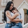 పిల్లలను కౌగిలించుకోవడం ఎంతో ముఖ్యం పిల్లలను కౌగిలించుకోవడం ఎంతో ముఖ్యం
