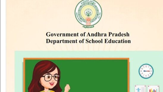 ఈ రిక్రూట్ మెంట్ ద్వారా మొత్తం 16,347 ఉపాధ్యాయ ఉద్యోగాలను భర్తీ చేయనున్నారు. అయితే ఇందుకు సంబంధించిన సిలబస్ వివరాలను విద్యాశాఖ అందుబాటులోకి తీసుకువచ్చింది. ఎస్టీటీ, స్కూల్ అసిస్టెంట్ తో పాటు ఫిజికల్ ఎడ్యుకేషన్ టీచర్ పోస్టుల సిలబస్ వివరాలను పేర్కొంది. 