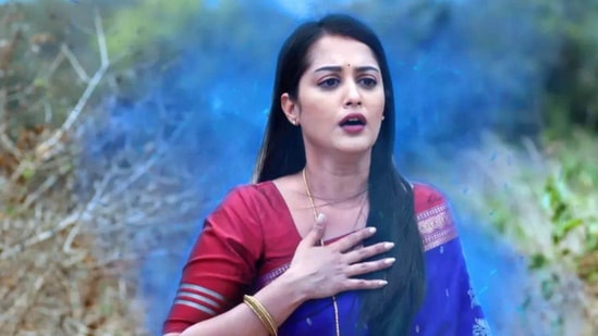 జీ కన్నడకు చెందిన మరో ఫాంటసీ హారర్ సీరియల్ నా నిన్న బిడ్డలరే 7.1 టీఆర్‌పీతో 15వ వారం రేటింగ్స్‌లో టాప్ 2 స్థానంలో నిలిచింది.