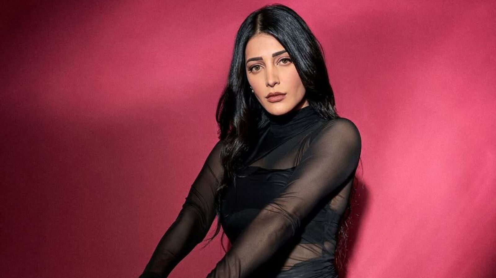 అప్పుడు జీవితం దుర్భరంగా మారింది.. శ్రుతి హాసన్ కామెంట్స్.. మెర్సిడెస్ నుంచి లోకల్ ట్రైన్‌కు అంటూ!