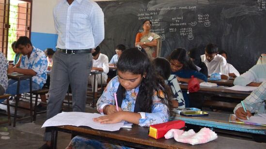 జవాబు పత్రాల మూల్యాంకనం పూర్తి కాగానే కోడింగ్, డీకోడింగ్ వంటి సాంకేతిక అంశాలను పరిశీలించారు.ఈ ప్రక్రియ కూడా పూర్తి కావటంతో ఫలితాలను వెల్లడించేందుకు బోర్డు సిద్ధమైంది.  
