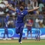 చెలరేగిన బుమ్రా