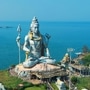 <p>సమ్మర్ కావటంతో చాలా మంది అధ్యాత్మిక ప్రాంతాలను చూసేందుకు ఆసక్తి చూపుతారు. ఈ నేపథ్యంలోనే IRCTC టూరిజం ప్రత్యేక ప్యాకేజీని ప్రకటించింది. ఇందులో భాగంగా కర్ణాటక తీర ప్రాంతంలోని పలు అధ్యాత్మిక, టూరిస్ట్ ప్రాంతాలను చూపించనుంది.</p>