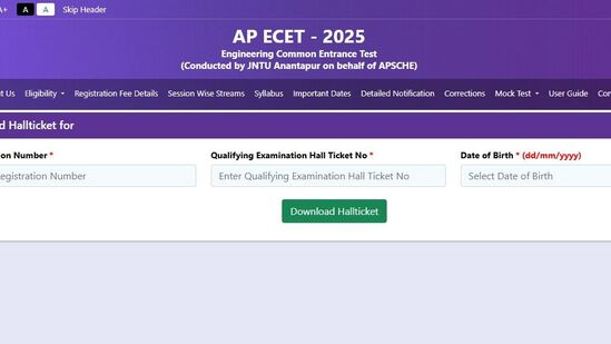<div><p>ఏపీ ఈసెట్‌ 2025 హాల్‌ టిక్కెట్లు వచ్చేశాయి, మే 6వ తేదీన ఎగ్జామ్ జరగనుంది. ఈ ఏడాది ఈ సెట్ ప్రవేశ పరీక్షకు 35,187 దరఖాస్తులు అందాయి.</p></div>