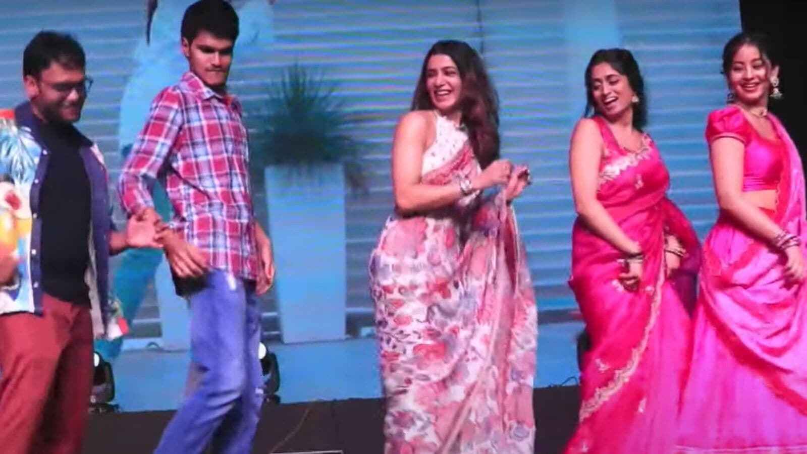 స్టేజ్‍పై జోష్‍గా డ్యాన్స్ చేసిన సమంత.. మీరు లేకుంటే నేను నథింగ్ అంటూ ఎమోషనల్