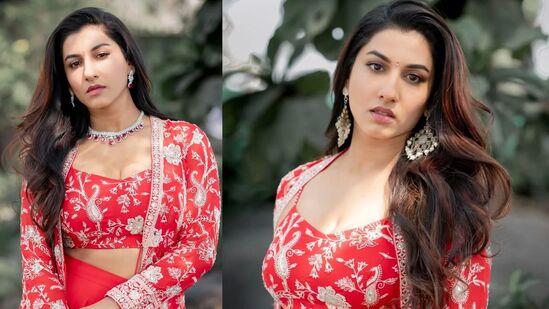 చెక్‍మేట్ సినిమాతో హీరోయిన్ అయ్యారు విష్ణుప్రియ. ఆ తర్వాత వాంటెడ్ పండుగాడు చిత్రంలో నటించారు. అయితే, సినిమాల్లో పెద్దగా సక్సెస్ రాలేదు. దయా వెబ్ సిరీస్‍తో మంచి పేరు తెచ్చుకున్నారు. బిగ్‍బాస్ తెలుగు సీజన్ 8లోనూ ఈ బ్యూటీ కంటెస్టెంట్‍గా పాల్గొన్నారు.