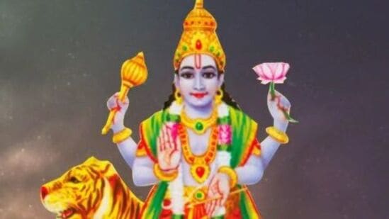 రాహువు సంచారం కొన్ని రాశులకు అశుభకరం, కానీ కొన్ని రాశులకు ఒక వరమనే చెప్పాలి. త్వరలో రాహువు రాబోయే 376 రోజులు కుంభ రాశిలోకి ఉంటాడు. ఏఏ రాశుల వారికి మేలు జరుగుతుందో తెలుసుకుందాం.