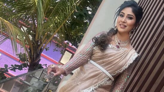 కాంచ‌న గంగ‌తో పాటు మ‌రికొన్ని సీరియ‌ల్స్‌లో విల‌న్‌గా క‌నిపించింది. 